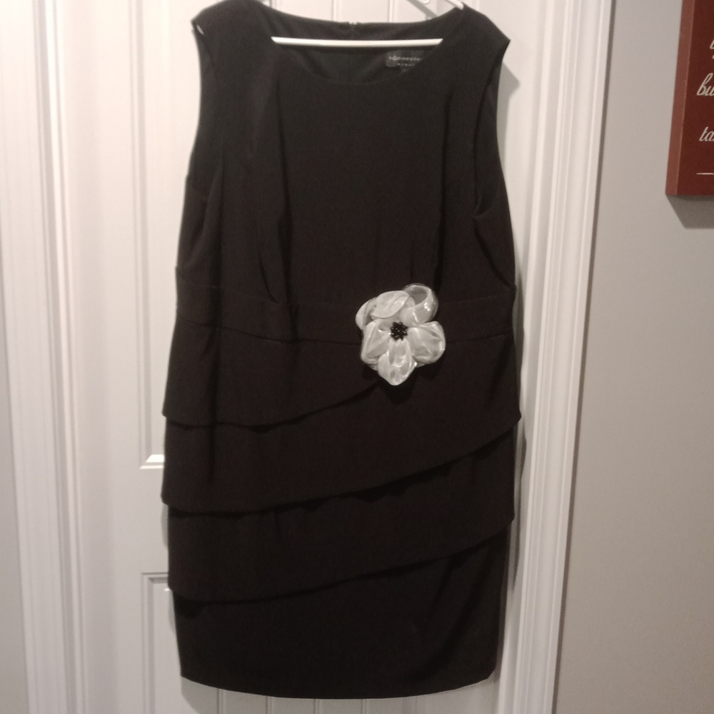 Connected Woman Black Dress